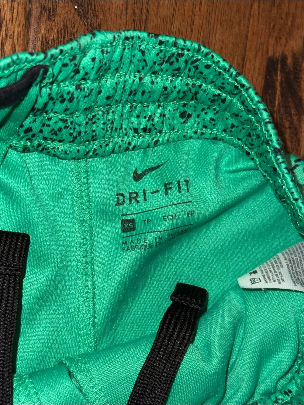 Nike Boys' Mint Green Speckle and Black Mesh Shorts Set. Size 6 and XS.